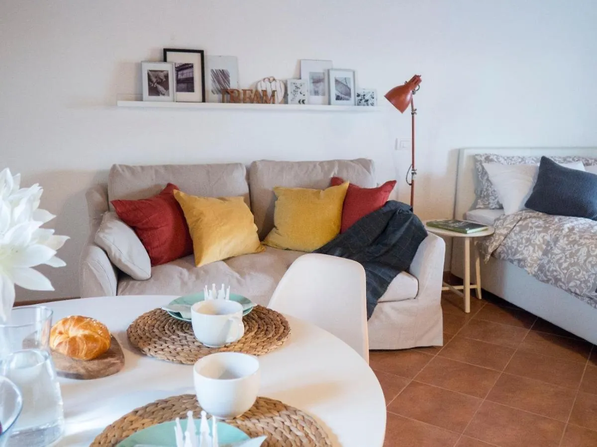 Suite Sul Fiume بارما 0*,  إيطاليا